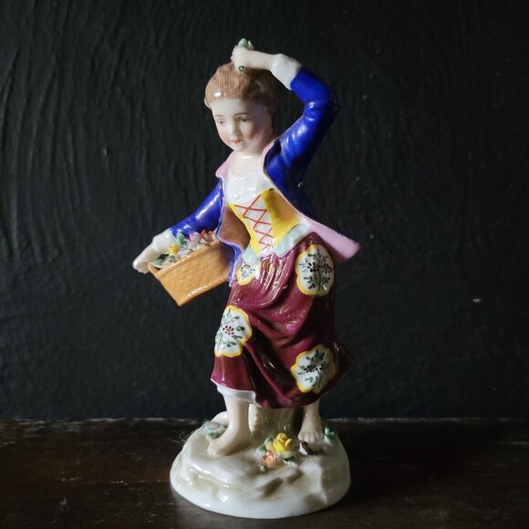 Antique German Porcelain "The Four Seasons" Spring Figurine Chelsea Anchor *Read - Picture 3 of 10